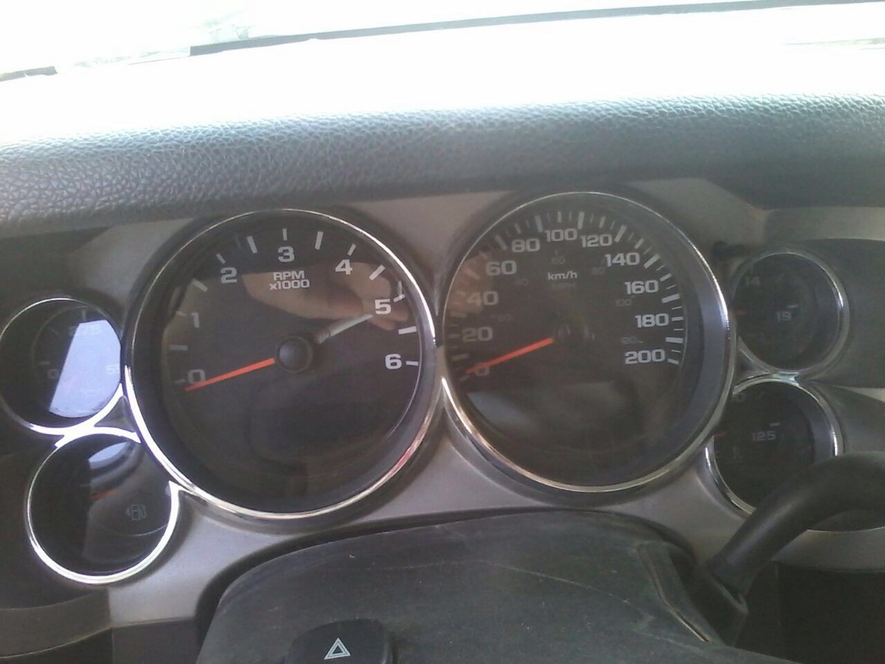 Vehicle instrument panel